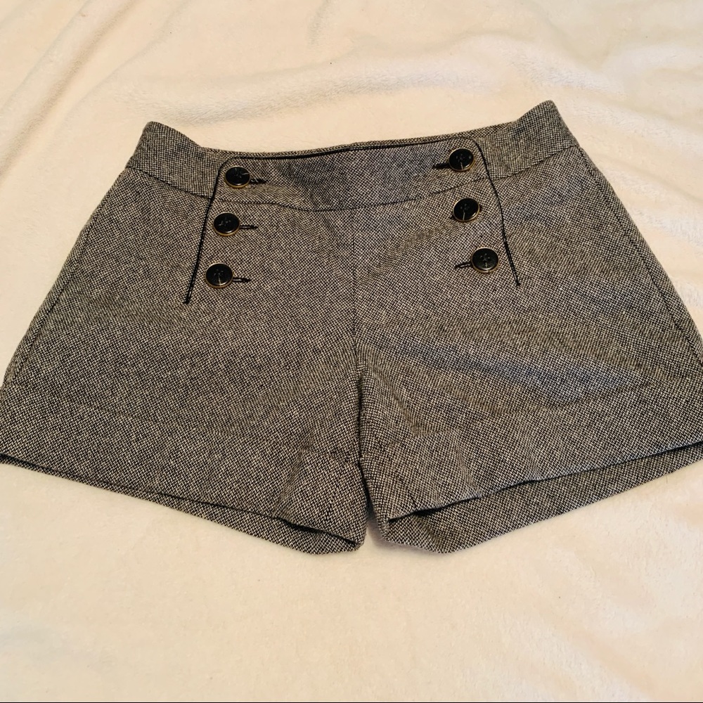 Express size 6 shorts